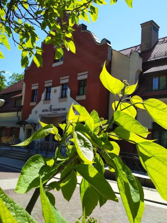 Grand Sal Hotel Wieliczka Exterior foto