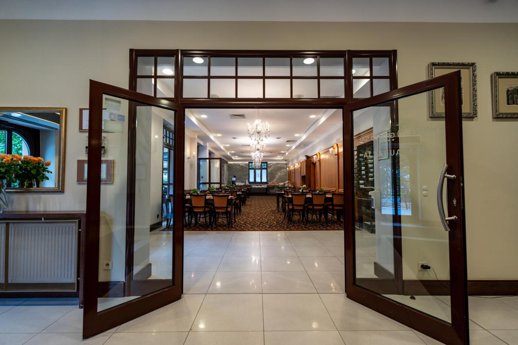 Grand Sal Hotel Wieliczka Exterior foto